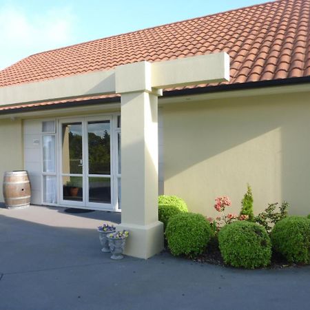 A Touch Of Tuscany At Hillsborough New Plymouth Exterior foto