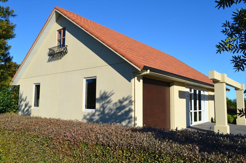A Touch Of Tuscany At Hillsborough New Plymouth Exterior foto